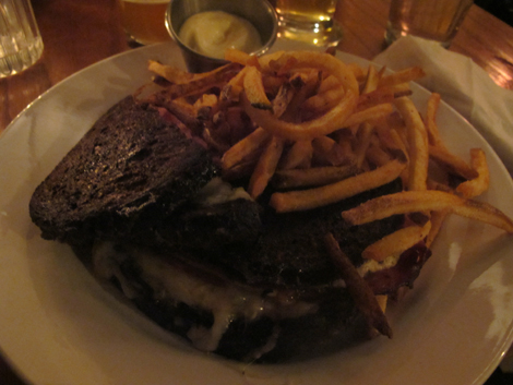 Hopleaf ham sandwich