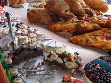 Maisonb cakes