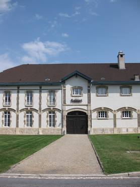 Ruinart outside