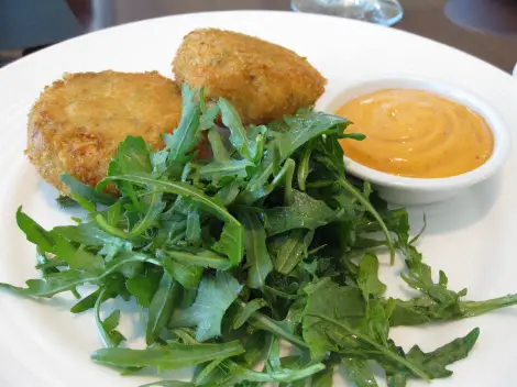 Plane food fishcakes