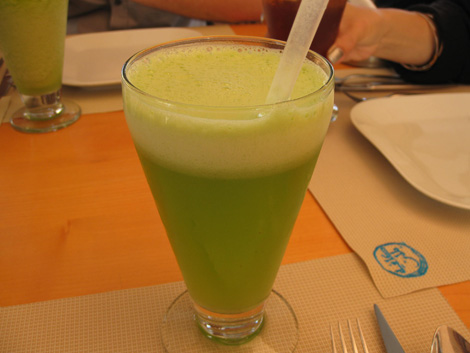 Dubai cafe blanc mint lemonade