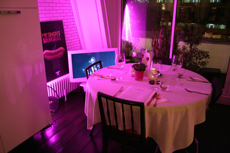 Civet cat club table