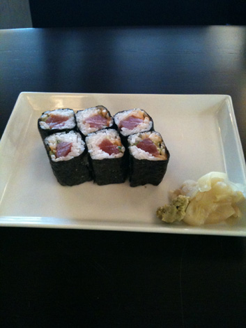 Teshi spicy tuna rolls