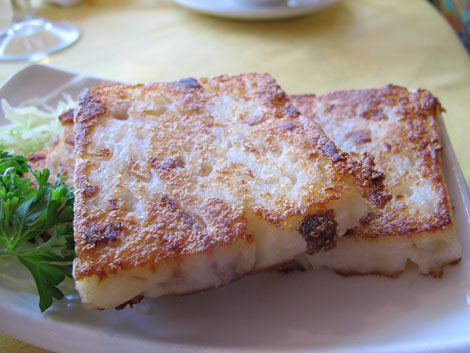 Lotus cake