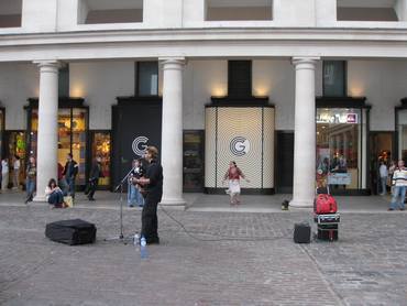 Covent_garden_night_market_3